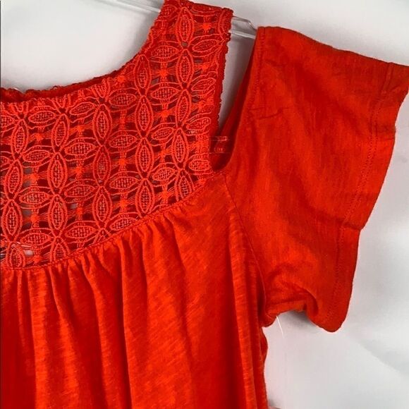 Old Navy lace short sl. Orange cold shoulder top - Picture 3 of 8